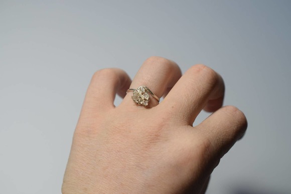 boho wedding ring, rough diamond ring, engagement ring, uncut diamond ri… - Picture 4 of 5